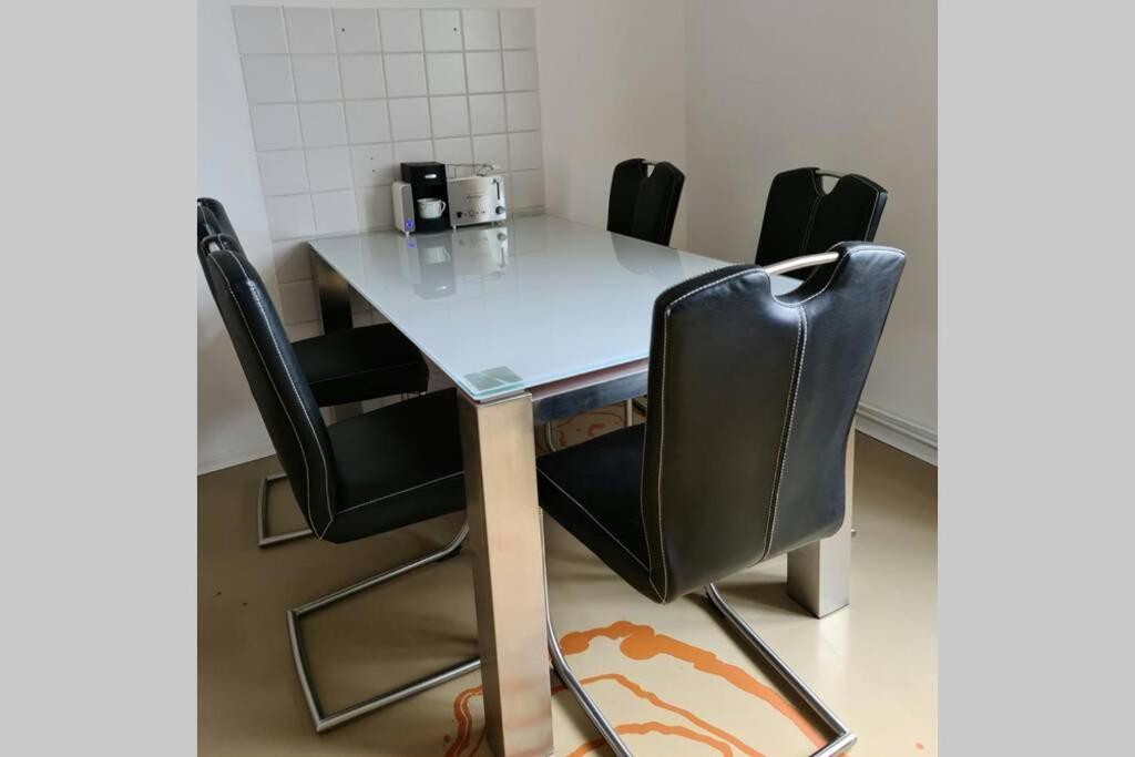 Apartment Ferienwohnung Mit Guter Anbindung Zur & Magdeburg